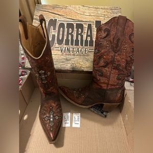 Corral women’s western snake skin and Swarovski crystal boots